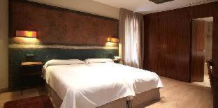 Double or Twin Room with Extra Bed,415965273:JPEG